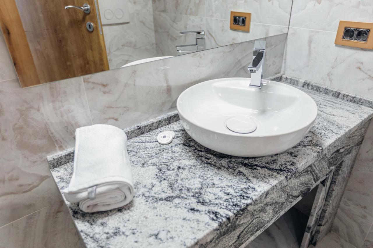 Hotel Livnica Belgrad Dış mekan fotoğraf